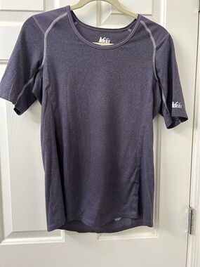 REI Heather Plum Short Sleeve Performance Shirt